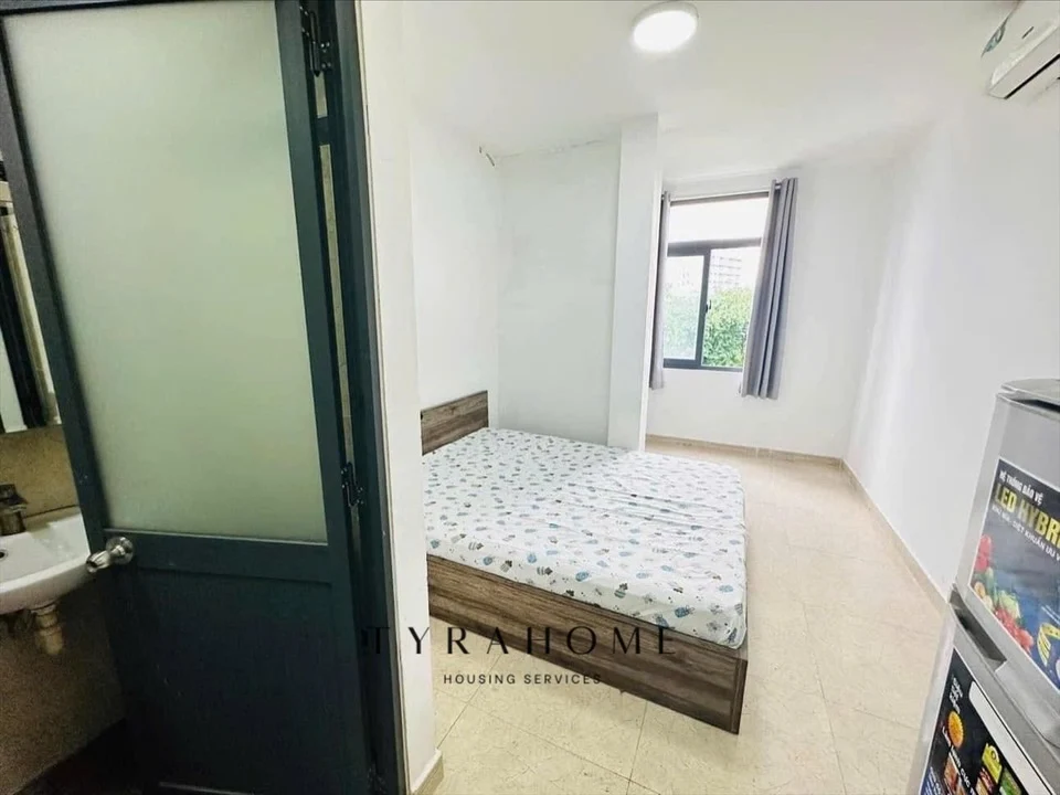 Studio apartment on Hoàng Hoa Thám, Binh Thanh District