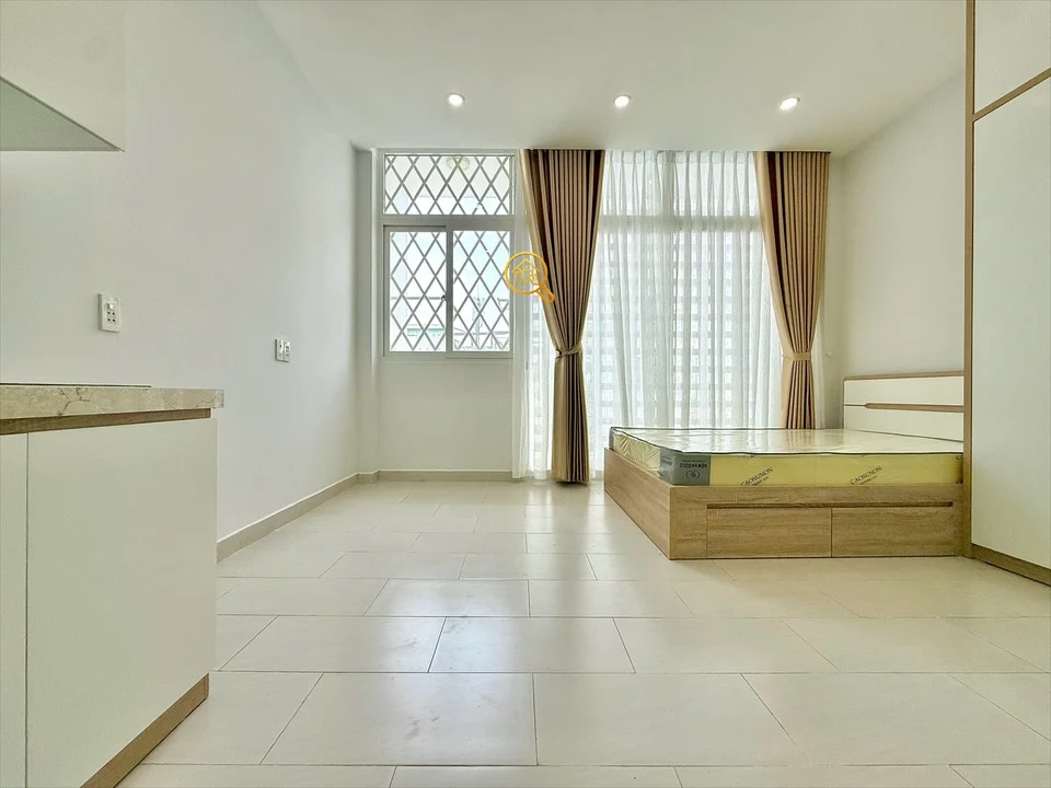 Studio apartment on Trường Sa, Phu Nhuan District