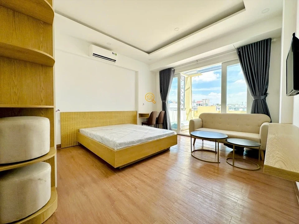1-bedroom apartment on Lê Văn Sỹ, Phu Nhuan District
