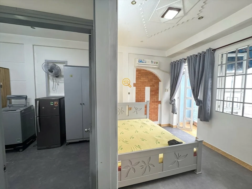 1-bedroom apartment on Hoàng Hoa Thám, Phu Nhuan District