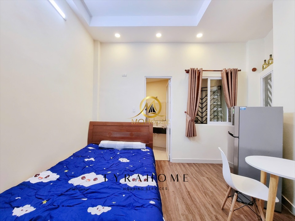 Studio apartment on Lê Văn Sỹ, District 3