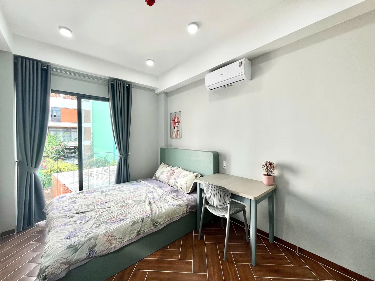 Studio apartment on Bùi Đình Tuý, Binh Thanh District