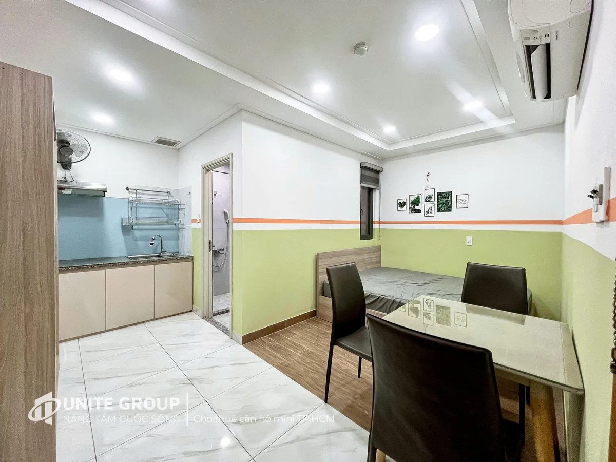 Studio apartment on Cách Mạng Tháng Tám, District 10