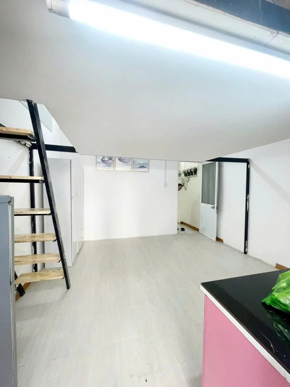 Studio apartment on Trần Quốc Thảo, District 3