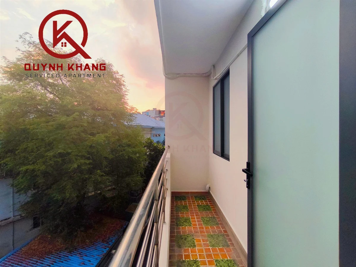 2-bedroom apartment on Lê Văn Sỹ, District 3