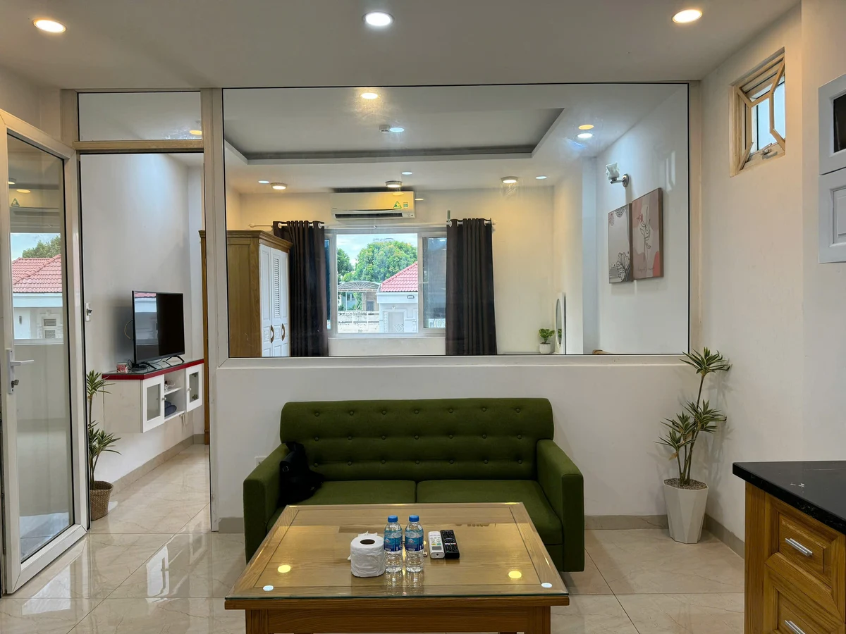 1-bedroom apartment on Hòa Hưng, District 10