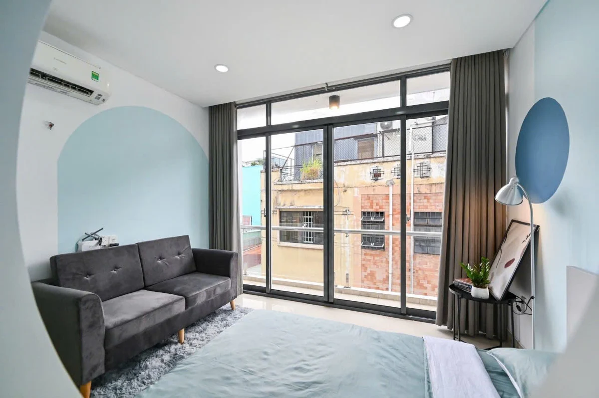 1-bedroom apartment on Đinh Công Tráng, District 1