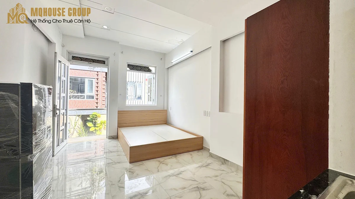 Studio apartment on Phan Xích Long, Phu Nhuan District