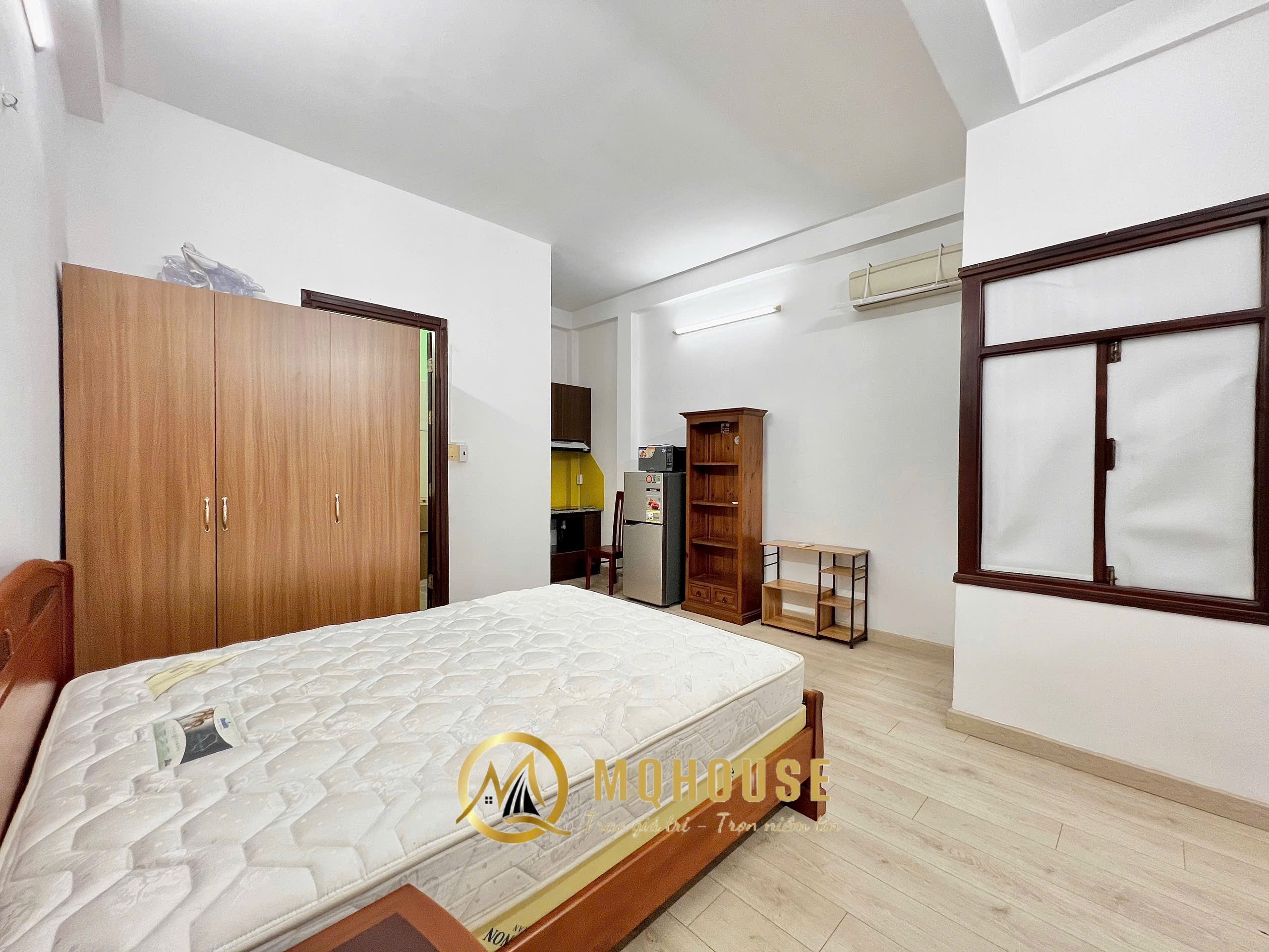 Studio apartment on Võ Oanh, Binh Thanh District
