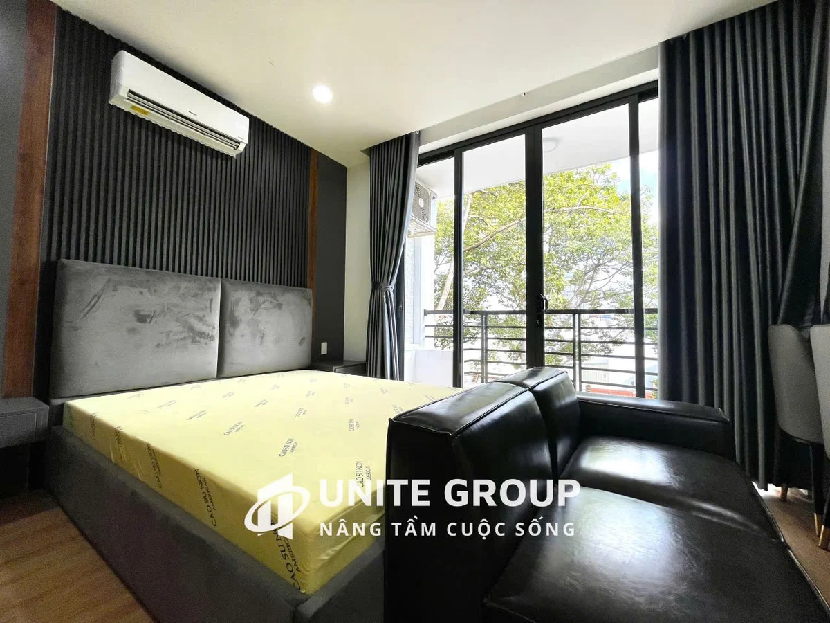 Studio apartment on Trần Hưng Đạo, District 5