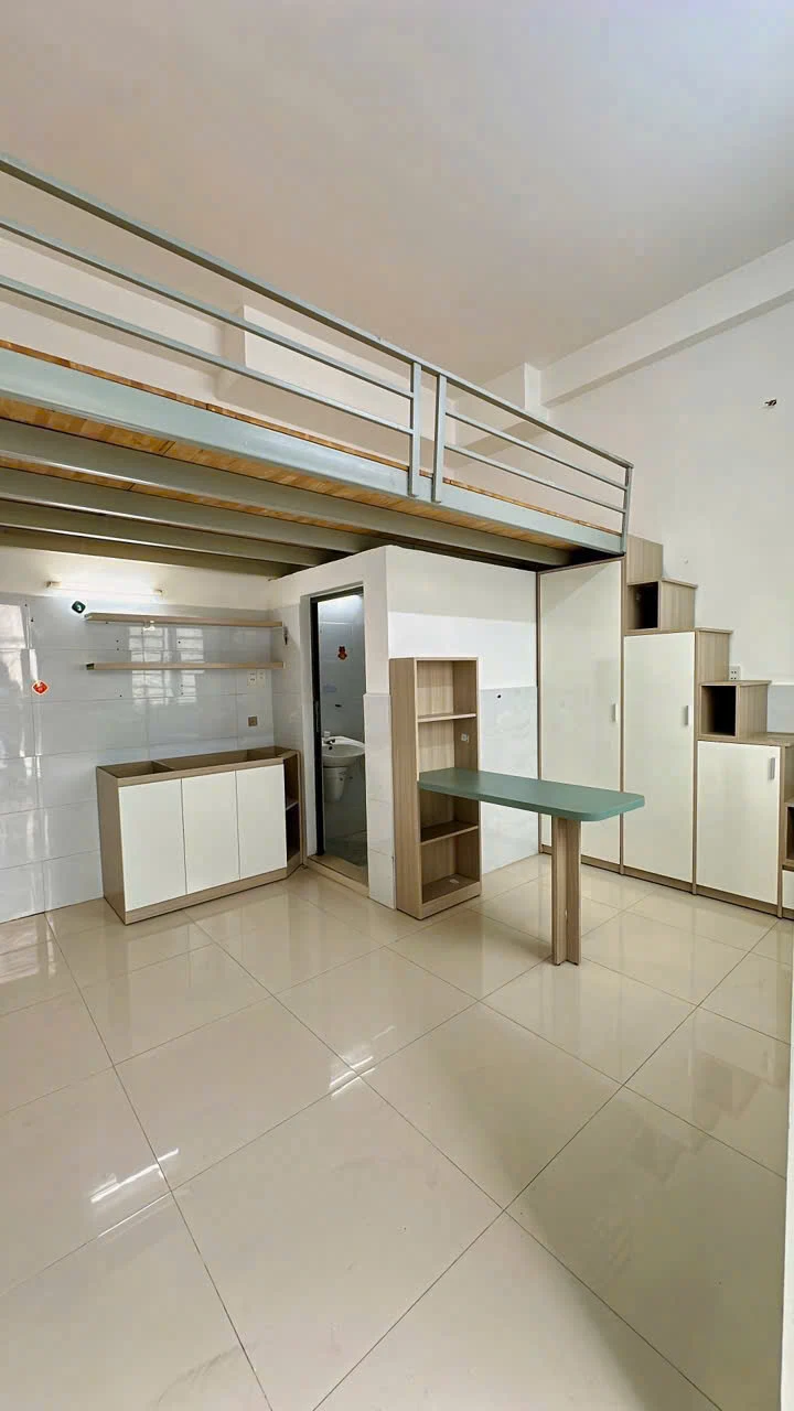 Duplex apartment on Văn Chung, Tan Binh District