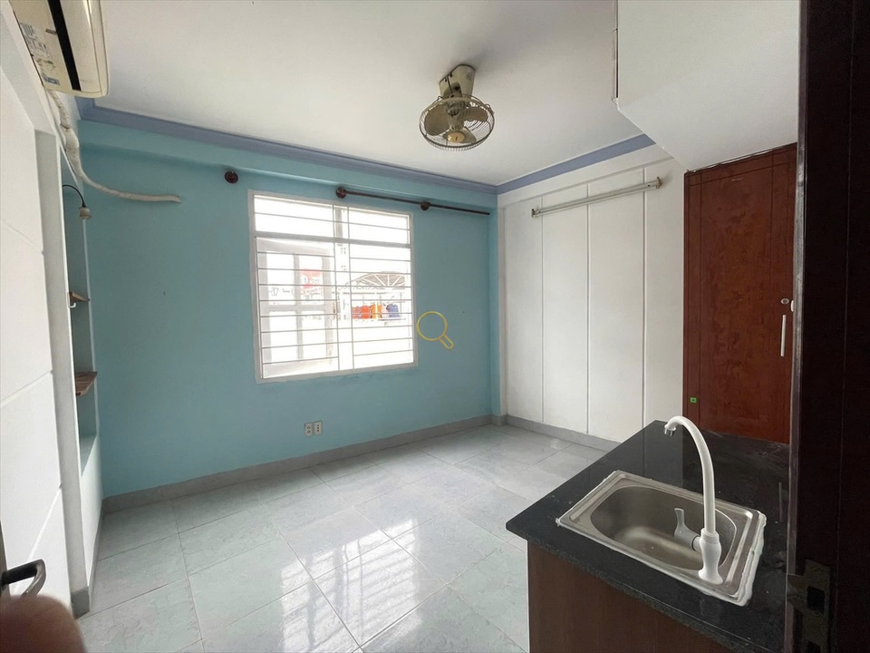 Studio apartment on Nguyễn Gia Trí, Binh Thanh District