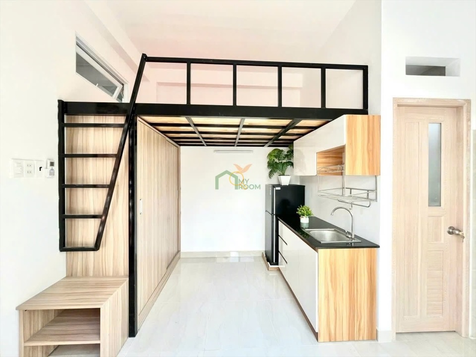 Duplex apartment on Quốc Lộ, Binh Thanh District